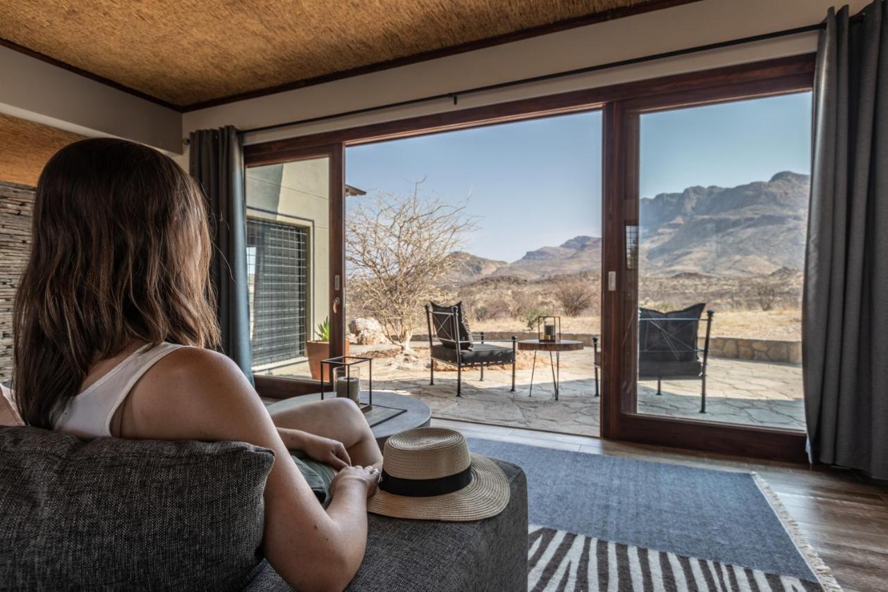 Hohenstein Lodge Usakos 외부 사진