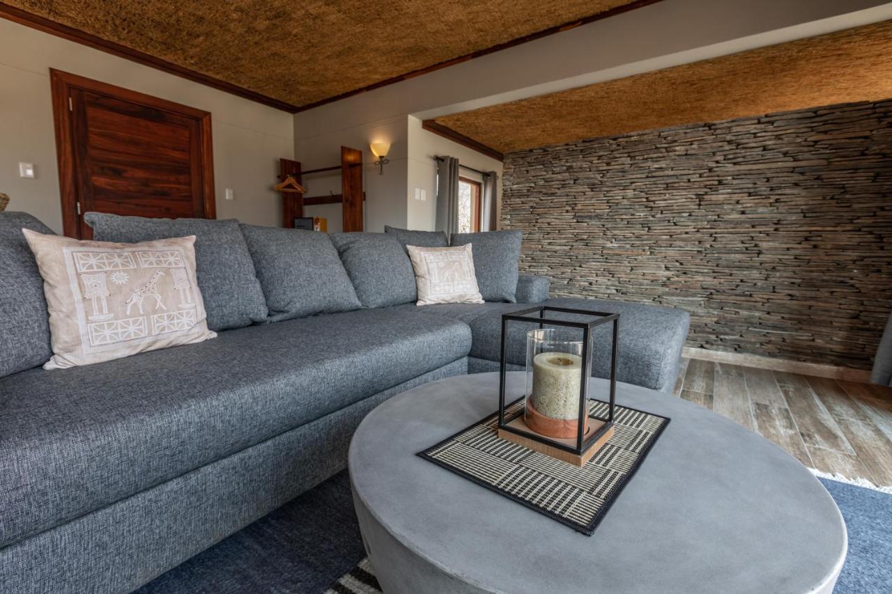 Hohenstein Lodge Usakos 외부 사진
